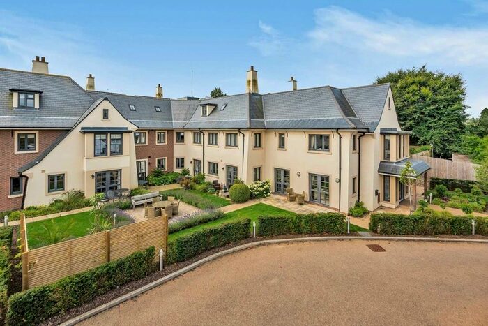 2 Bedroom Flat To Rent In London Road, Marlborough, SN8