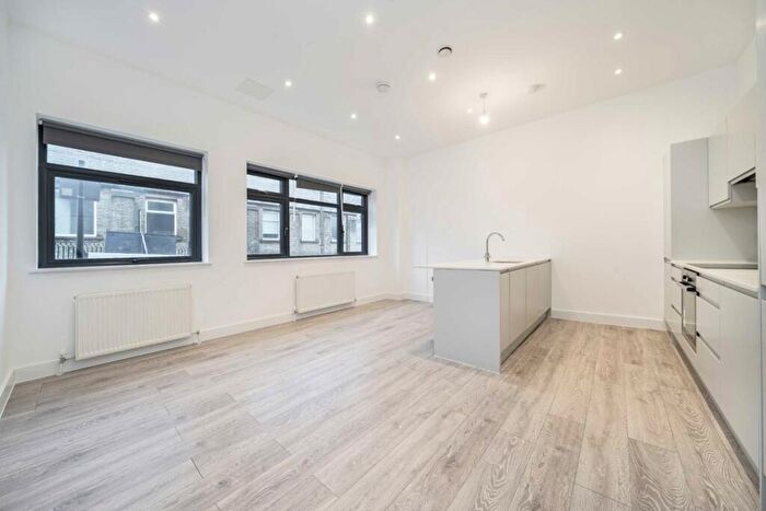 1 Bedroom Flat To Rent In Portland Road, South Norwood, SE25