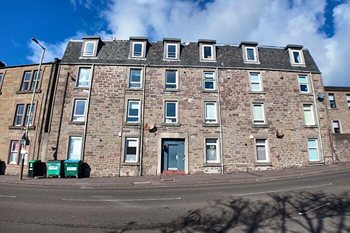 2 Bedroom Flat To Rent In Victoria Road, Dundee, Dundee City, DD1