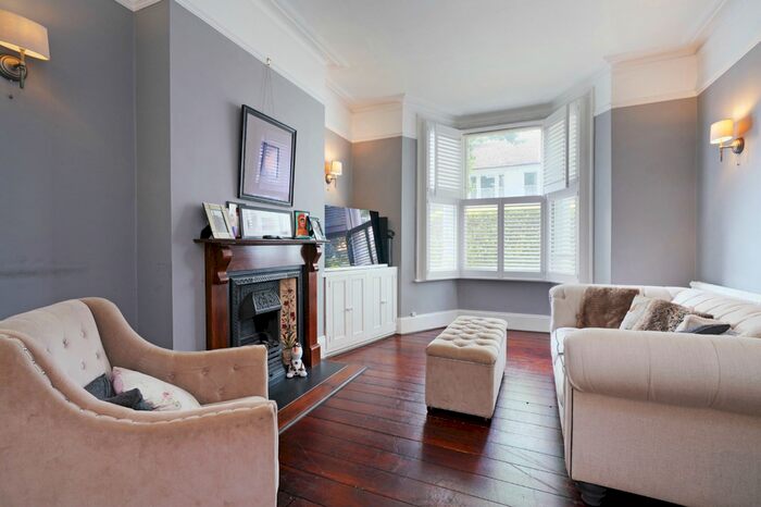 4 Bedroom Terraced House To Rent In Wendell Road, London, W12