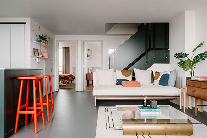 2 Bedroom Flat To Rent In Balfron Tower, St Leonards Road, London, E14