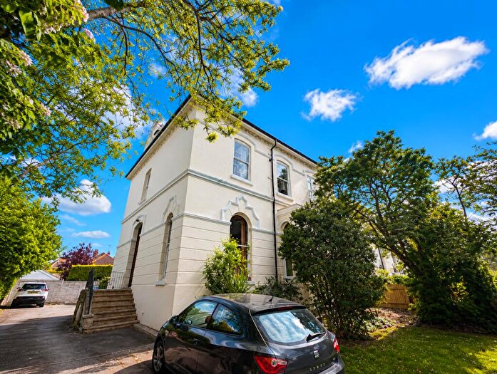 2 Bedroom Flat To Rent In Sydenham Road North, Cheltenham, GL52