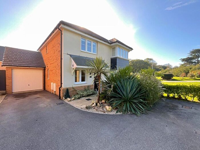 4 Bedroom Detached House To Rent In Curlew Road, Bude, EX23