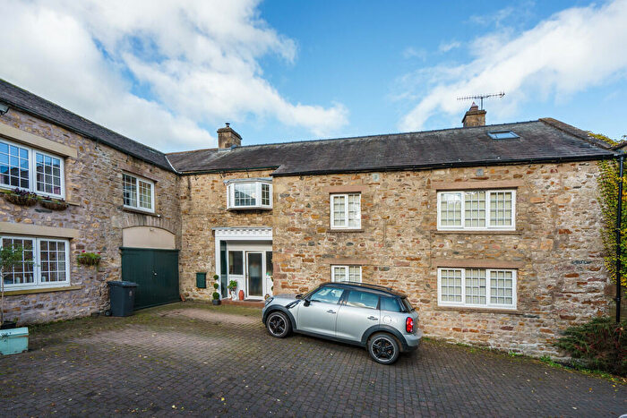 3 Bedroom Barn Conversion To Rent In Old Coach House, Cantsfield, Carnforth, Lancashire, LA6