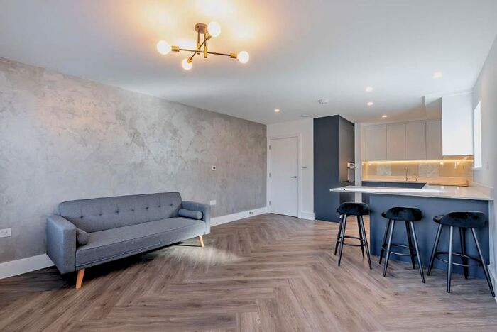 2 Bedroom Flat To Rent In Bury Street, Ruislip, HA4