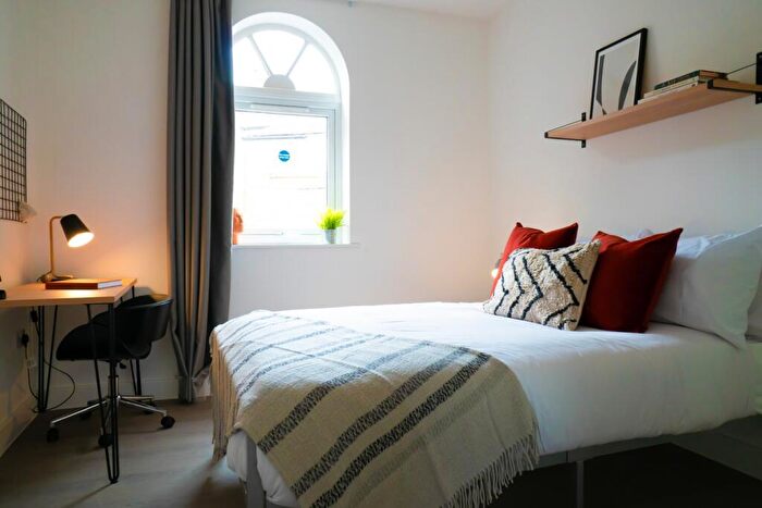 7 Bedroom House To Rent In Ruskin Avenue, Manchester, M14