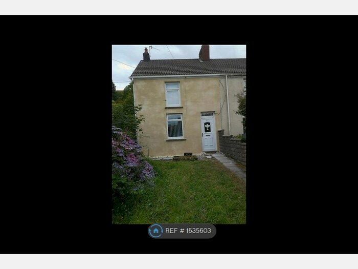 2 Bedroom End Of Terrace House To Rent In High Street, Gilfach Goch, Porth, CF39