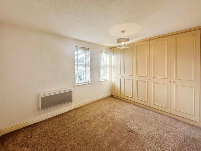 1 Bedroom Flat To Rent In Montonmill Gardens, Monton, M30