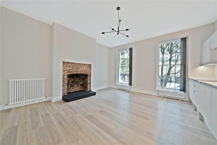 2 Bedroom Flat To Rent In Notting Hill Gate, Notting Hill Gate, W11