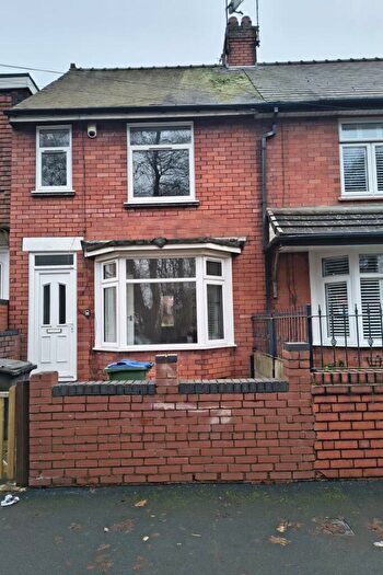 3 Bedroom Terraced House To Rent In Bull Lane, West Bromwich, B70