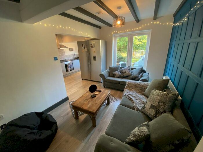 6 Bedroom House To Rent In Beeston Road (), Dunkirk, Nottingham, Nottinghamshire, NG7