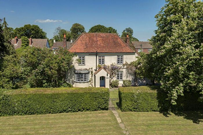 5 Bedroom Detached House For Sale In The Common, Stokenchurch, High Wycombe, Buckinghamshire, HP14