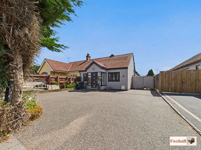 4 Bedroom Chalet For Sale In Woodbridge Road, Rushmere St. Andrew, Ipswich, IP5