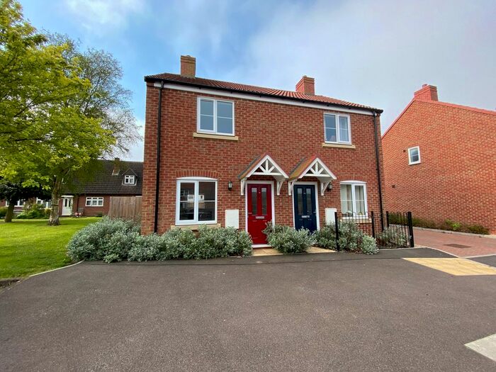 2 Bedroom Semi-Detached House To Rent In Park Lane, Donington, Spalding, PE11