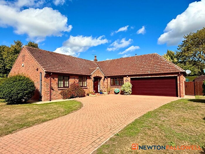 3 Bedroom Detached Bungalow For Sale In The Paddocks, Stapleford, LN6