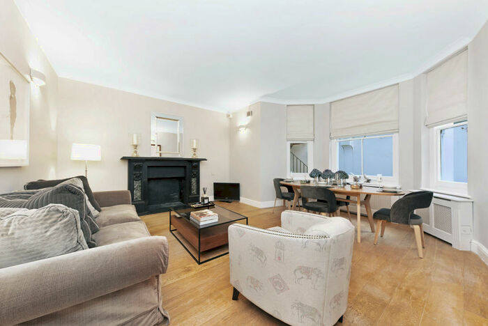 2 Bedroom Flat To Rent In Redcliffe Square, SW10