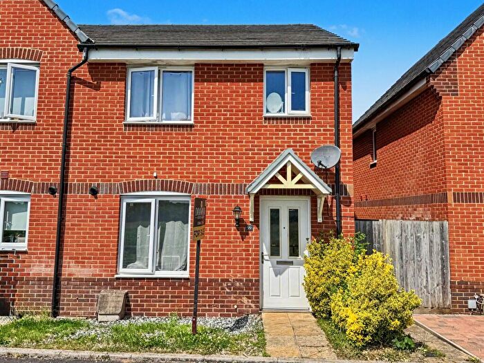 3 Bedroom Semi Detached House For Sale In Gale Way, Tiverton, EX16