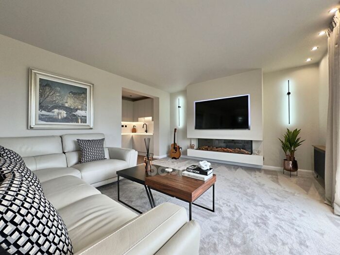 2 Bedroom Flat For Sale In Toward, Greenock Road, Wemyss Bay, PA18