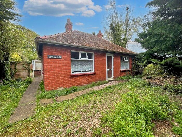 3 Bedroom Bungalow For Sale In Eaudyke Road, Friskney, Boston, PE22