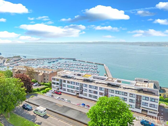 2 Bedroom Flat For Sale In St. Lukes Road South, Torquay, TQ2