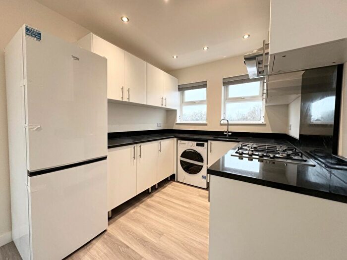 1 Bedroom Flat To Rent In Beatrice Road, Finsbury Park, N4