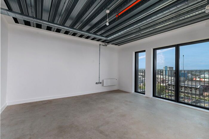 1 Bedroom Flat To Rent In Aire Lofts, Leeds, LS9