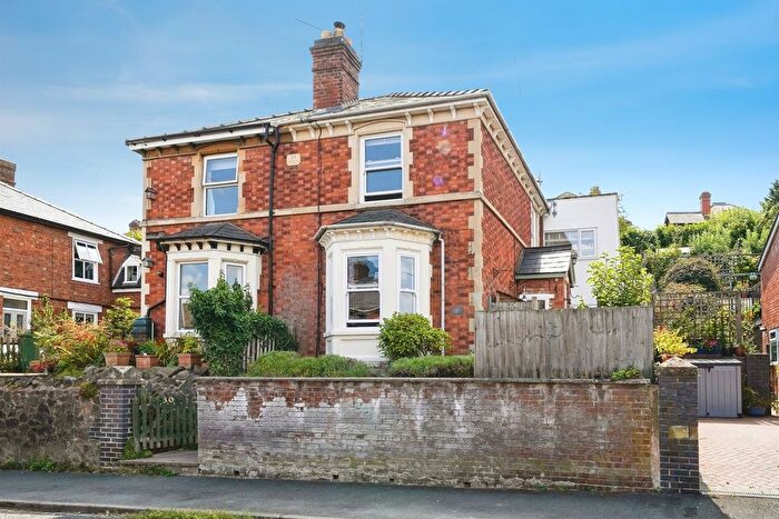 3 Bedroom Semi-Detached House For Sale In Quest Hills Road, Malvern, WR14