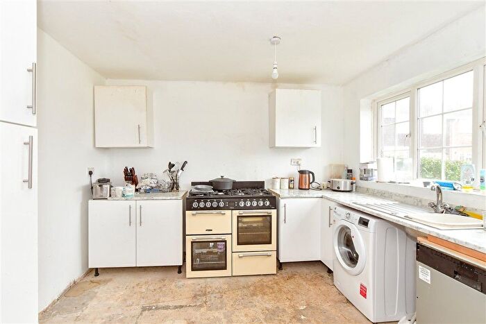 3 Bedroom End Terrace House For Sale In The Hartings, Felpham, Bognor Regis, West Sussex, PO22