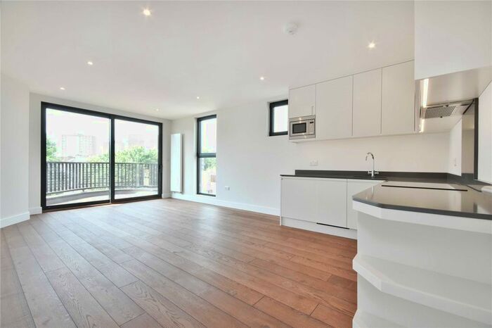 1 Bedroom Flat To Rent In Elsdale Street, Hackney, E9