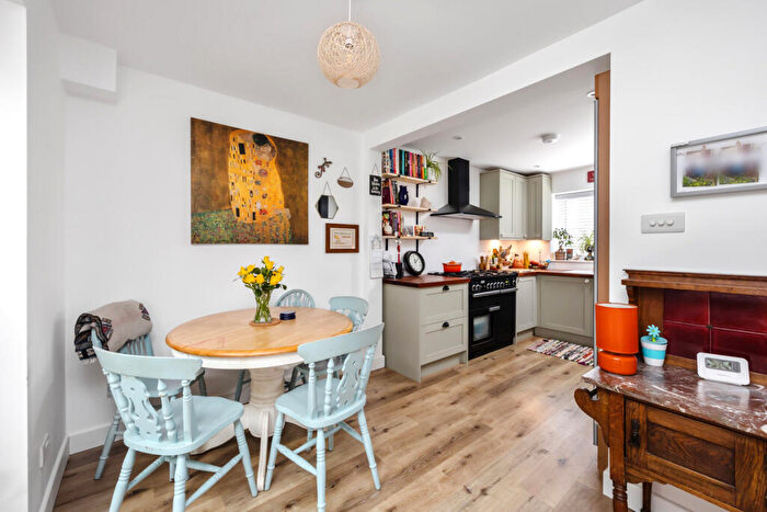 3 Bedroom End Of Terrace House For Sale In Mulberry Gardens, Goring-by-sea, BN12