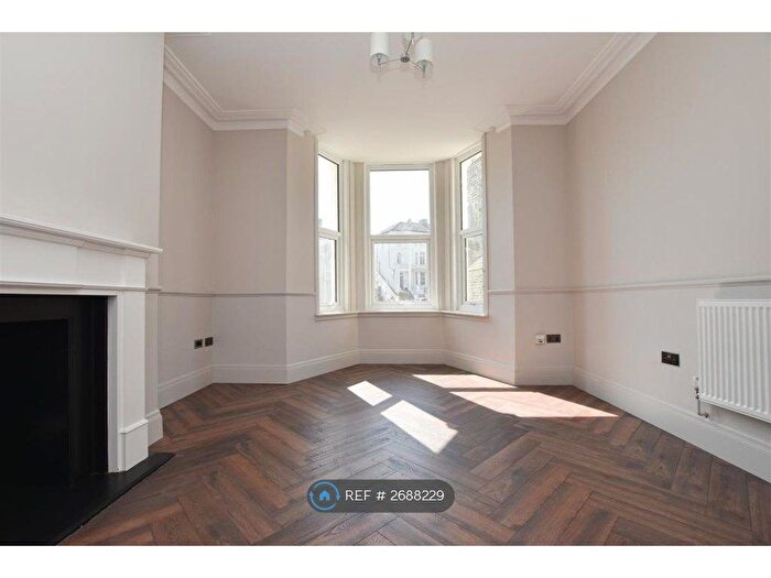 2 Bedroom Flat To Rent In London Road, St. Leonards-On-Sea, TN37