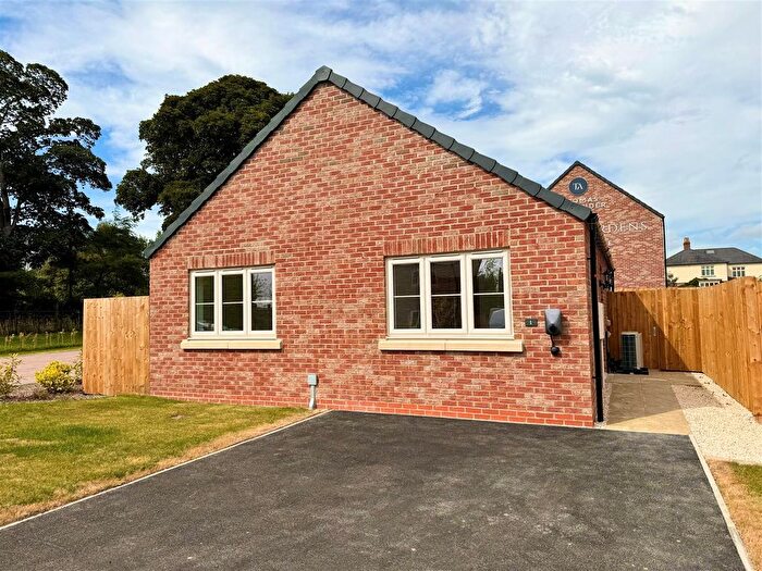 2 Bedroom Detached House For Sale In Broad Ford Drive, Brafferton, YO61