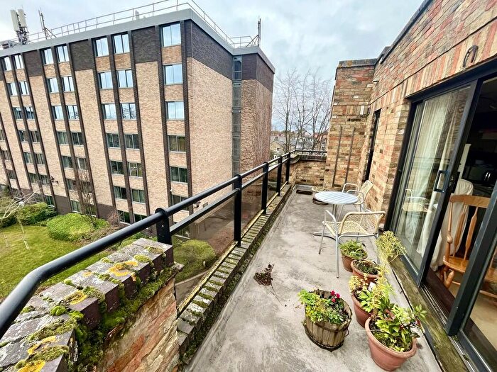 1 Bedroom Flat To Rent In Midsummer Court, Mahattan Drive, CB4