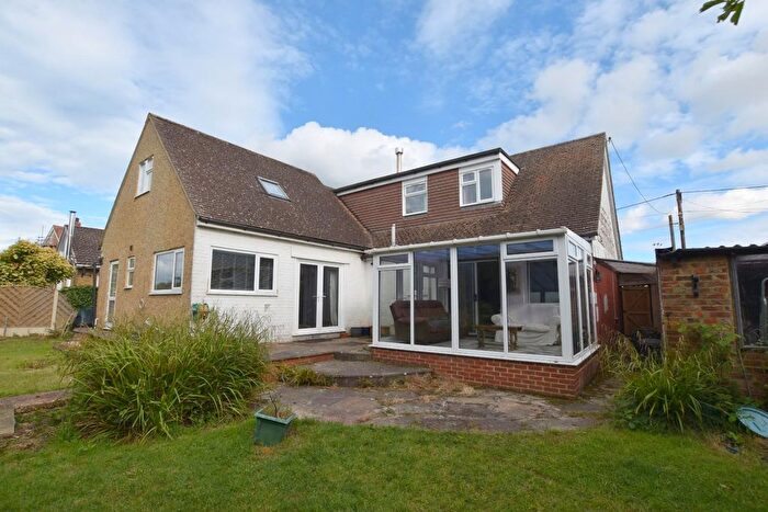 4 Bedroom Detached House For Sale In Ashford Road, New Romney, TN28