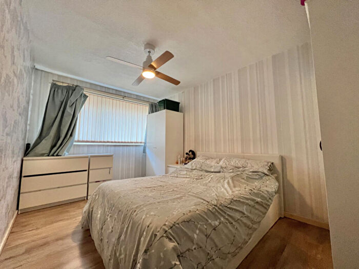 3 Bedroom End Of Terrace House For Sale In Bromley Close, Bispham, FY2