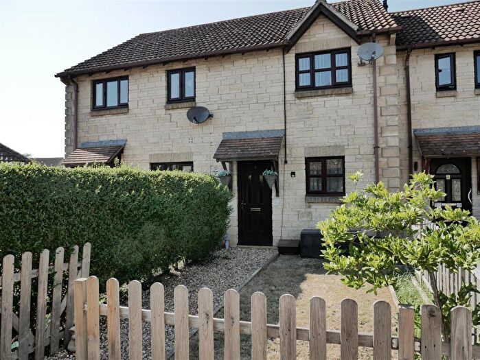 2 Bedroom Terraced House For Sale In Jasmine Close, Calne, SN11