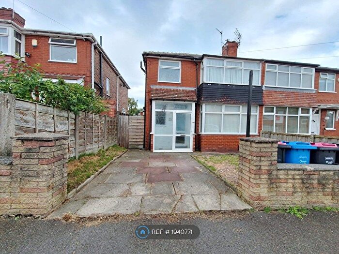 3 Bedroom Semi-detached House To Rent In Runnymeade, Swinton, Manchester, M27