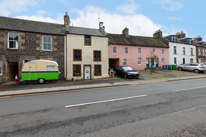 2 Bedroom Terraced House For Sale In High Street, Newburgh, Cupar, KY14