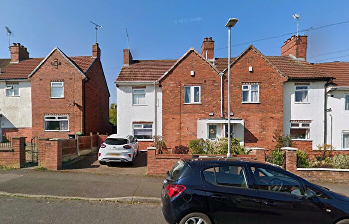 3 Bedroom Semi-Detached House To Rent In Garside Avenue, Sutton In Ashfield, NG17