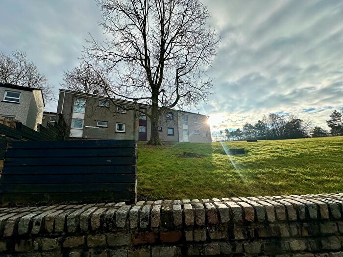 2 Bedroom Flat To Rent In Skye Road, Glasgow, G67