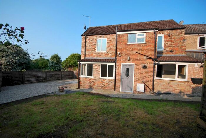 2 Bedroom Property To Rent In Commercial Street, Norton, Malton, YO17