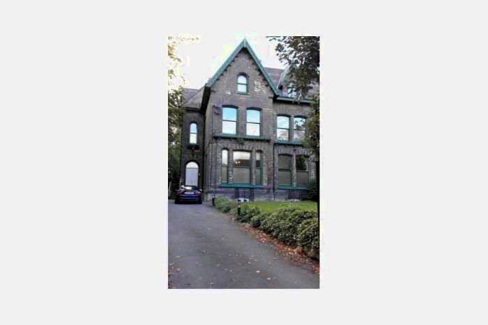 2 Bedroom Maisonette To Rent In Carlton Road, Whalley Range, Manchester, M16