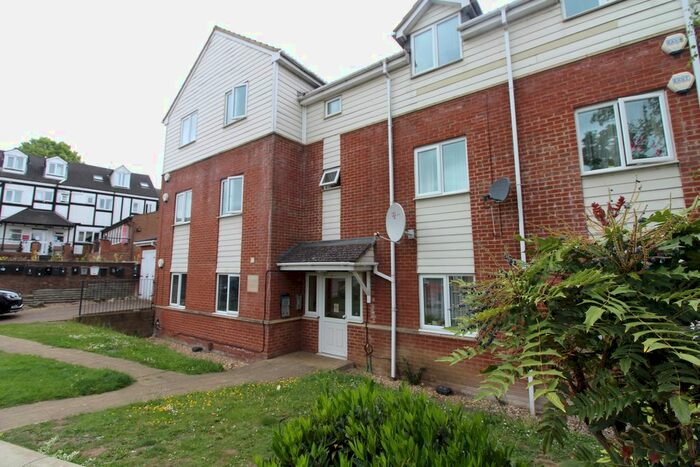 1 Bedroom Flat To Rent In South Road, Luton, LU1