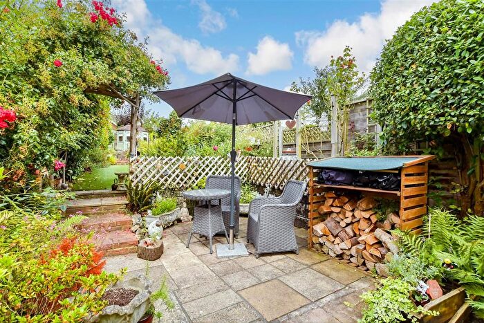 2 Bedroom Semi-Detached House For Sale In Church Street, Teston, Maidstone, Kent, ME18