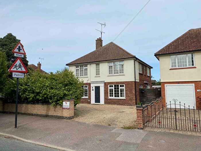 6 Bedroom Detached House For Sale In Beatrice Avenue, Felixstowe, IP11