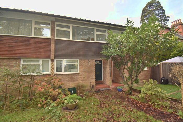 3 Bedroom Terraced House To Rent In Lubbock Road, Chislehurst, BR7