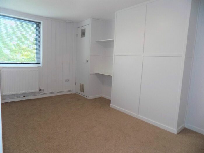 1 Bedroom Flat To Rent In Tadcaster Road, York YO24