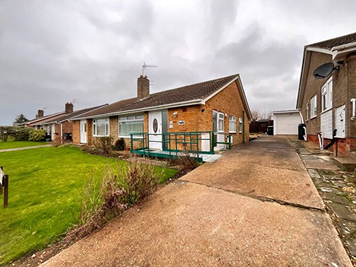 2 Bedroom Semi Detached Bungalow For Sale In Osgodby Hall Road, Scarborough, YO11