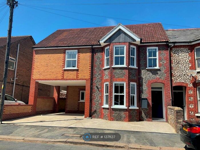 1 Bedroom Flat To Rent In Highfield Road, Bognor Regis, PO22