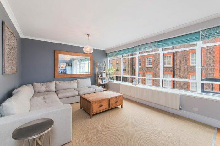 3 Bedroom Flat To Rent In Catherine Place, London, SW1E